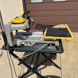 DeWalt D24000 10in Tile Saw
