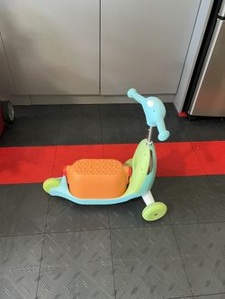 Skip Hop Kids' 3-in-1 Ride On Scooter and Wagon Toy - Unicorn