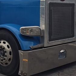 Peterbilt 389 Bumper And Fender 
