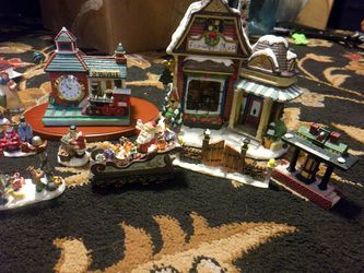 Christmas Decorations Knick Knacks