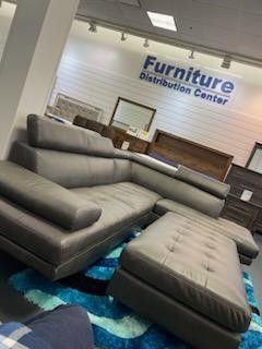 BLACK LEATHER SECTIONAL ONLY $799 🤯🤯🤯