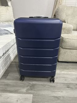 3 Piece Suit Case brand New With Lock 