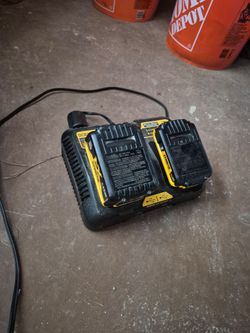 Dewalt jobsite battery charger and batteries