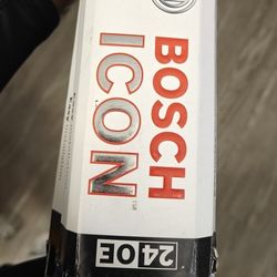 Bosch 24OE Windshield Wipers For Mercedes 