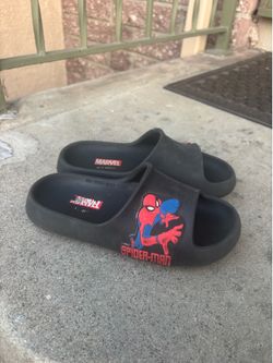 Marvel Spider-Man Slide Sandals kids size 13