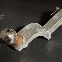 U-Haul Trailer Hitch Ball Mount w/ Ball – 2,000 lb Capacity