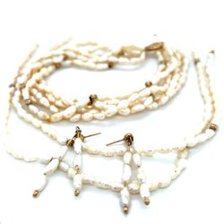 14k Gold Freshwater Pearls Necklace , Bracelet & Earrings Set