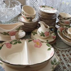 FRANCISCAN WARE, VINTAGE.  ALL PIECES FOR $125, PICK UP 15 AND POWAY ROAD  OR MISSION VALLEY 15 AND 8.  