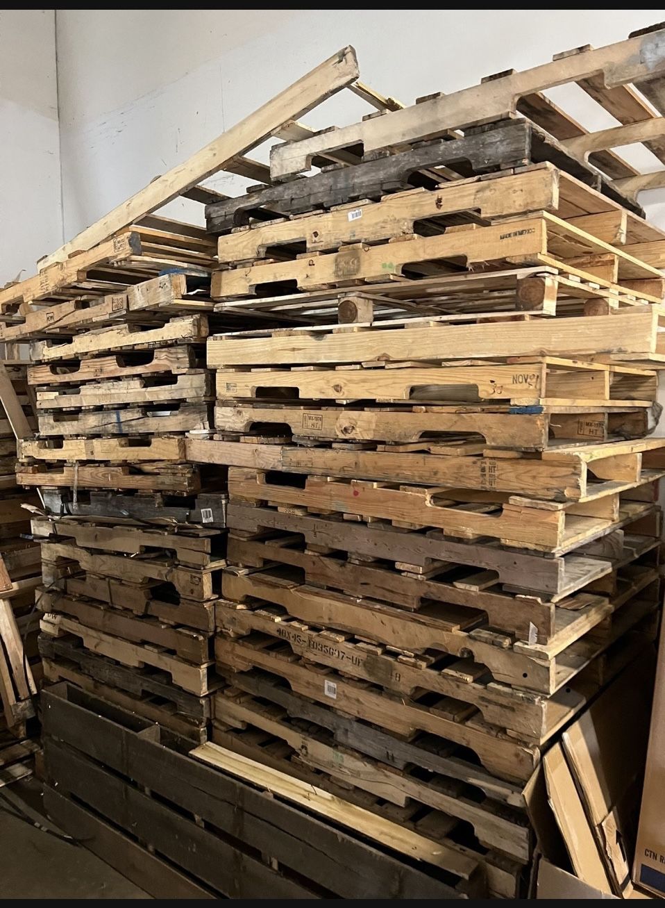 Free Pallets