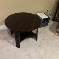 Round Wood End Table with Shelf