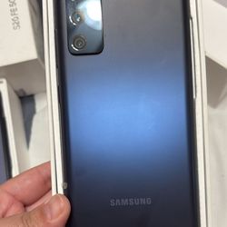 BRAND NEW Samsung Galaxy S20 FE 5G - 128GB (Cloudy Navy)