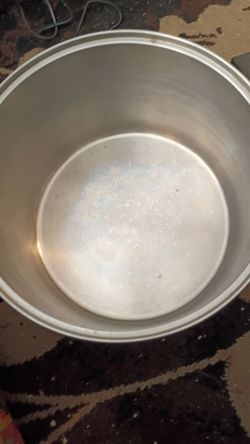 Cooking pot