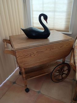 Wagon cart table