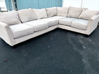 Morr Furniture Sectional Couch 