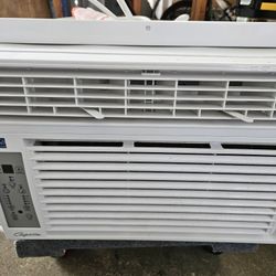 Window AC Unit