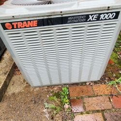 Trane XE 1000 Air-conditioned 