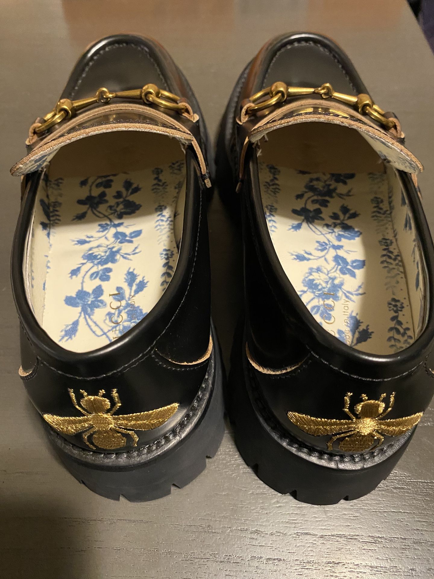 ATHENTIC GUCCI Cordovan loafers