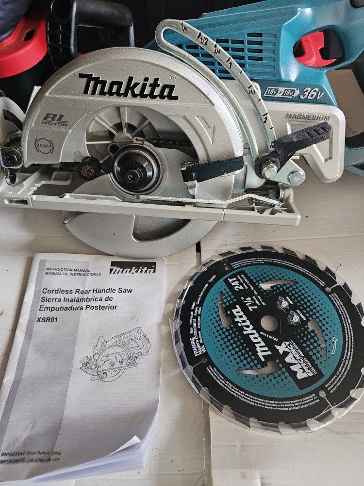 Makita Batter Operated Rear Handled Saw
