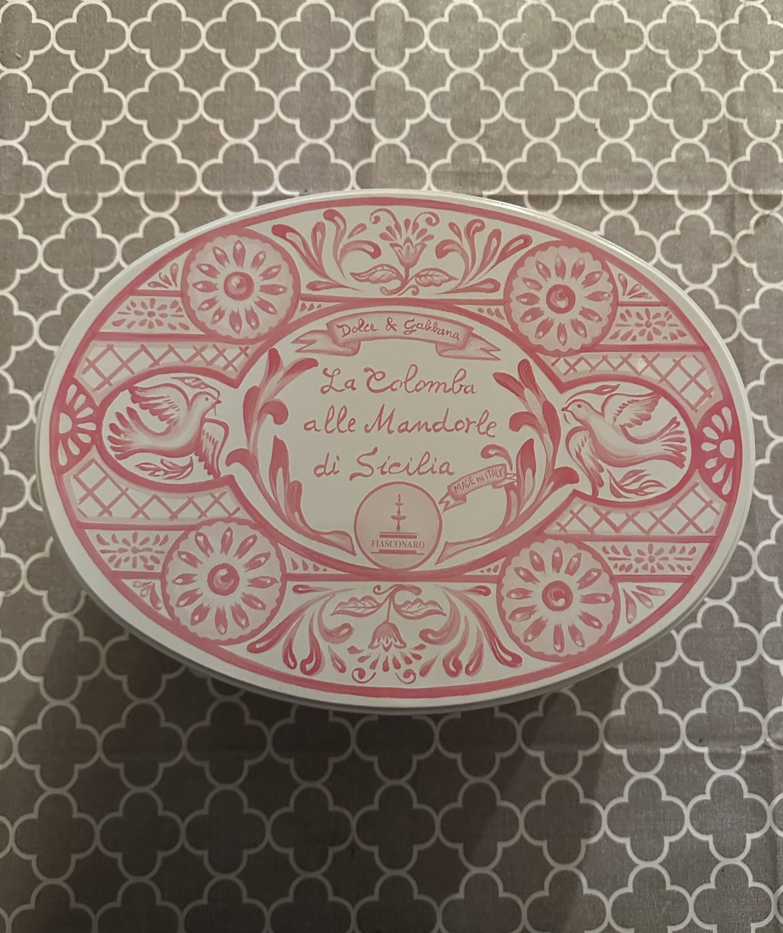 Dolce & Gabbana VERY RARE Ltd. Ed. 2024 Easter Cake Tin In Excellent Condition By