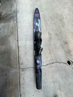 TNT Series HO EXTREME graphite Water Ski