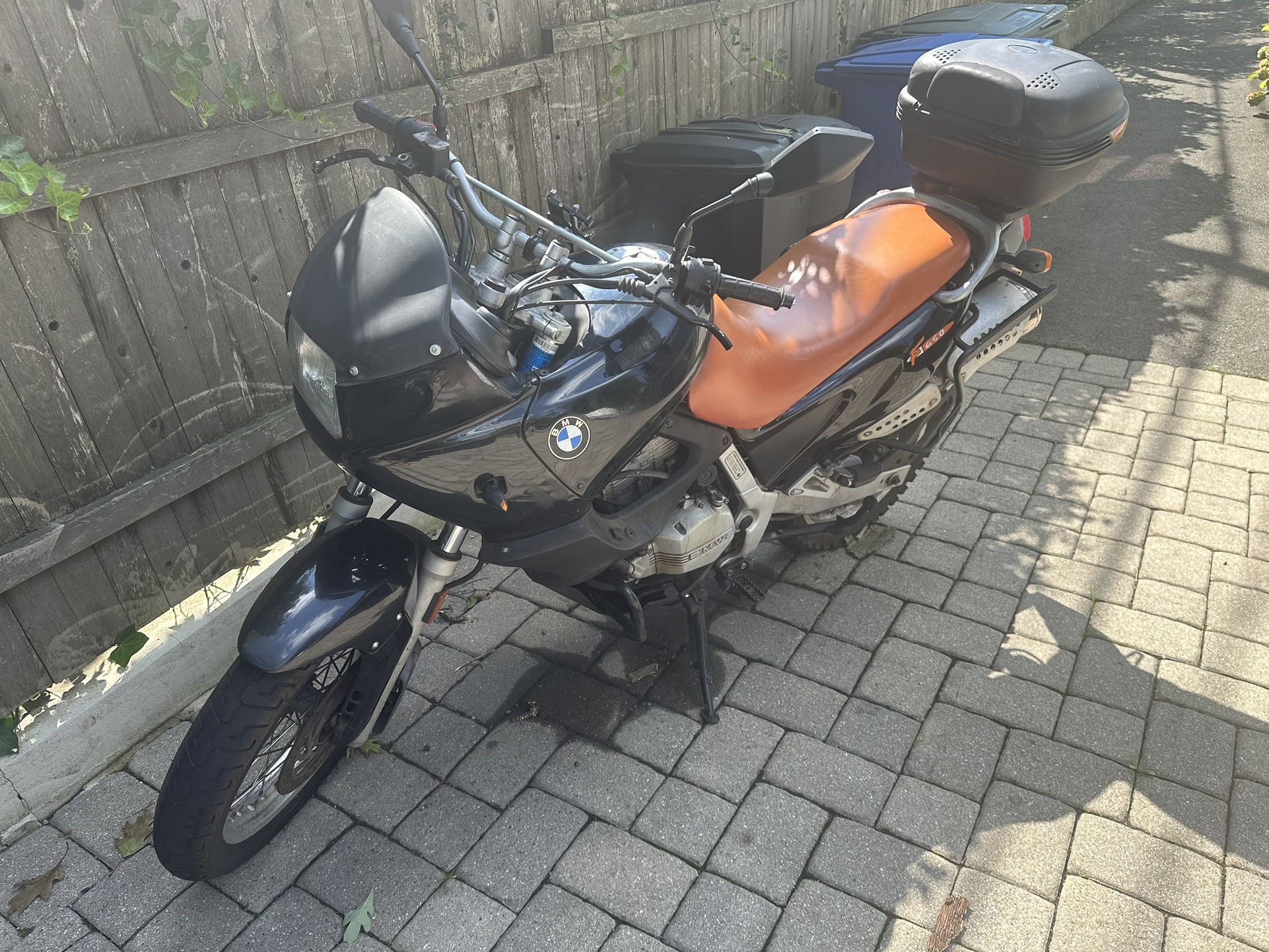 BMW F650