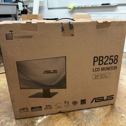 25” QHD 1440p IPS Computer Monitor – Excellent Condition, Complete in Box 