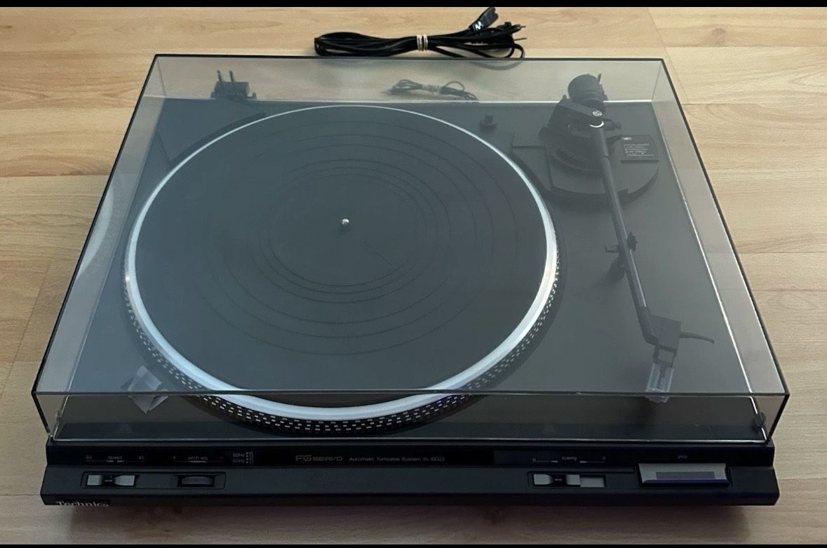 Technics SL-BD22 FGServo Automatic Turntable Fully Serviced AT81CP Works Perfect