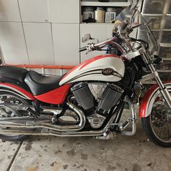 2003 Victory Vegas