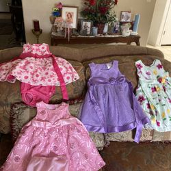 Hermosos Vestidos Para Niñas De 1 Y 2 Años $7.00 Cada Uno Están Seminuevos