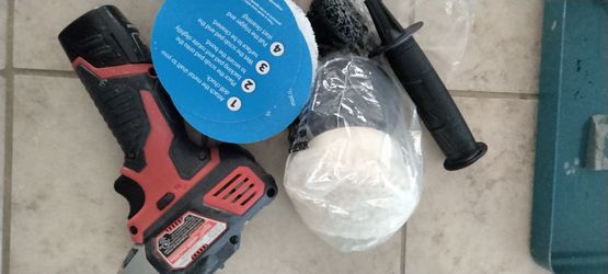Milwaukee M12 variable speed polisher sander set