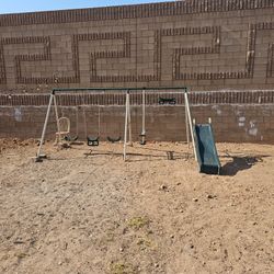 Free Swing Set