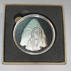 1 Troy Oz. Arrowhead .999 Fine Silver Native American Image Silvertowne Mint 