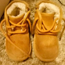 Ugg Boots Toddler Sz 9