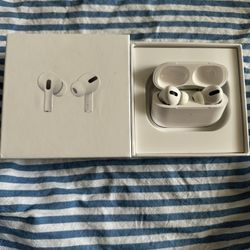 AirPods Pro (Brand New) 