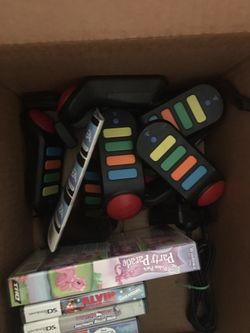 PS3 Buzzers for the Buzz game show