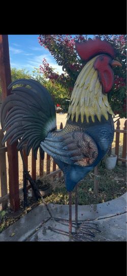 Metal rooster