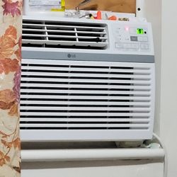 Used refrigerator but still very new I bought this refrigerator only 3 months ago Now I have to sell it cheap because I have to move house