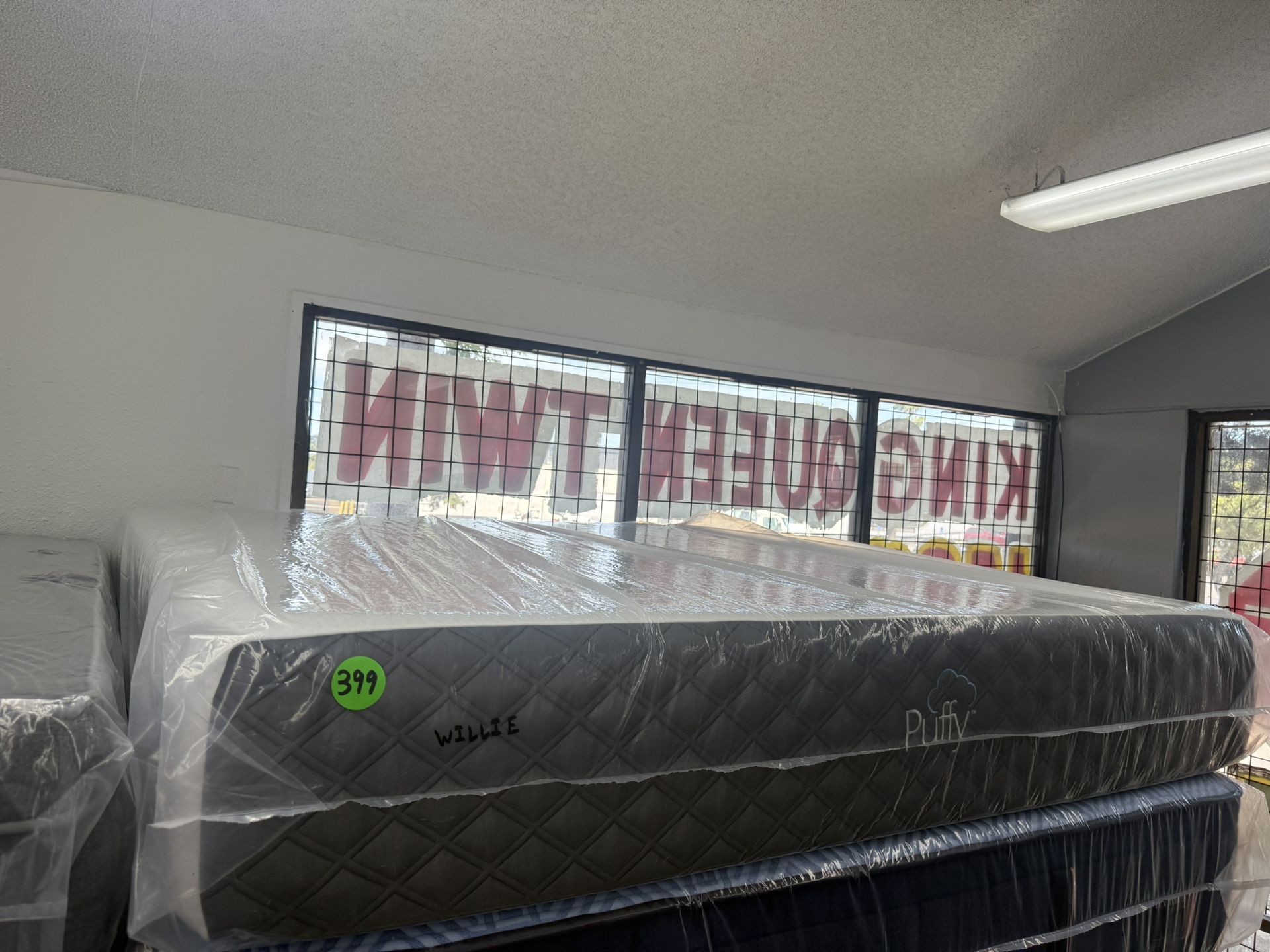 KING SIZE PUFFY LUX MATTRESS & BOX SPRINGS BED SET
