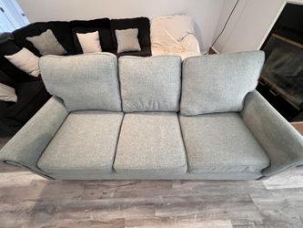 Cozy Gray Blue Sofa – Comfortable & Spacious