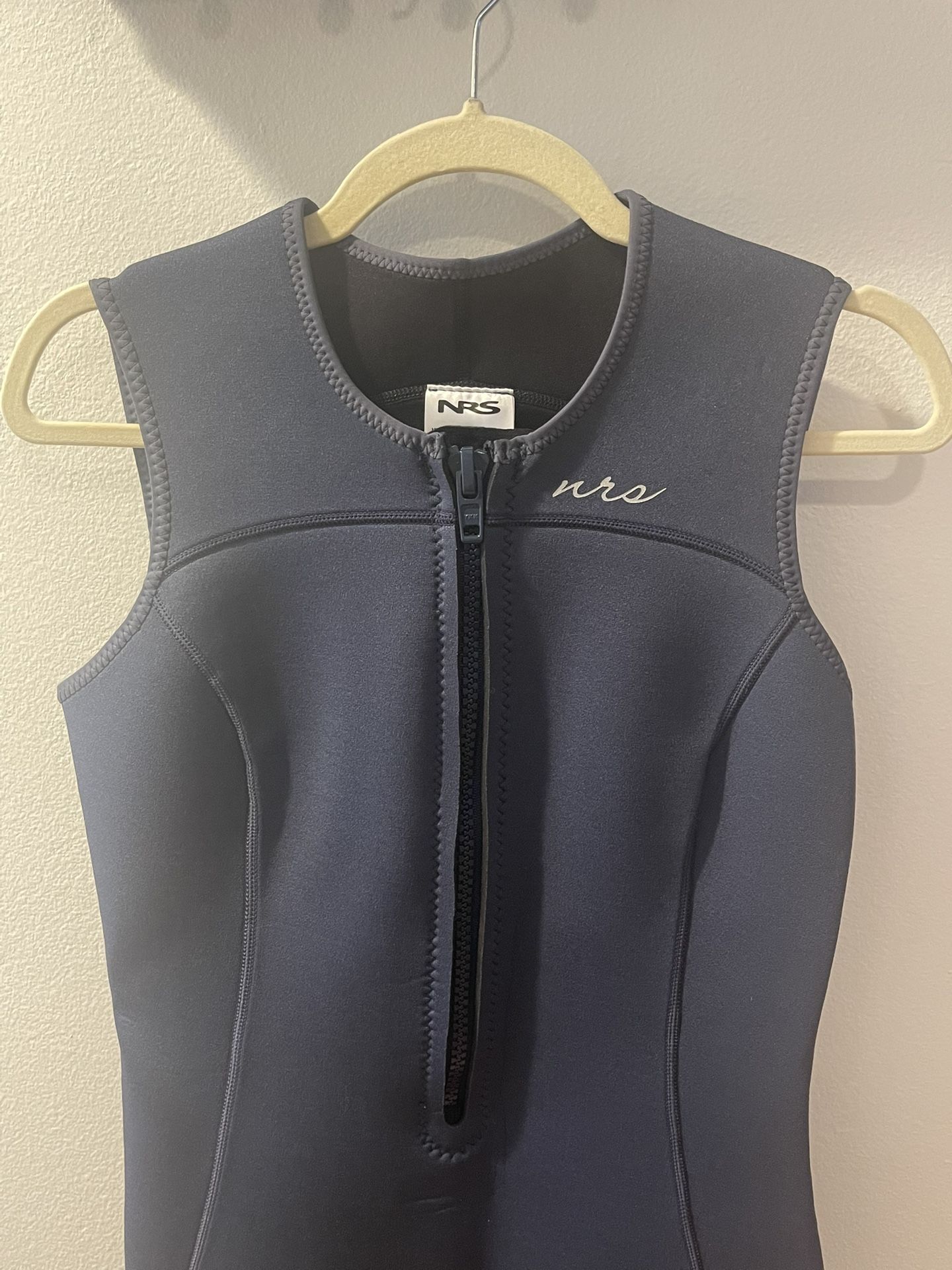 NRS Women's 3.0 Ignitor Wetsuit Size M NWOT