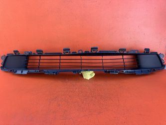 2021 - 2025 Tesla Model X MX Fascia Front Bumper Lower Grille OEM 1588197-00-F