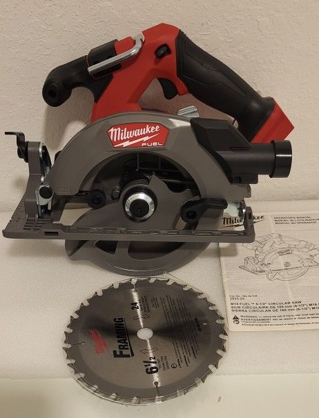 M18 FUEL 6-1/2 in.Circular Saw (Tool-Only)