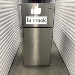 NEVERA COMO NUEVA DISPONIBLE