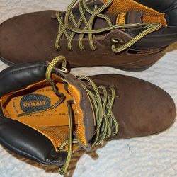 Dewalt Industrial Footwear 