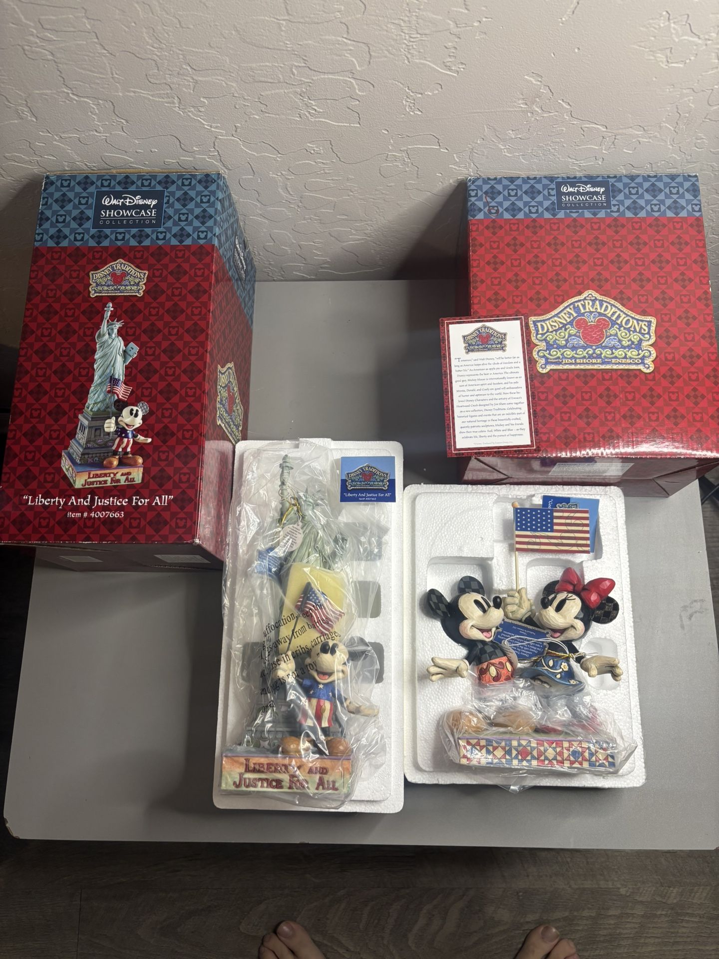 Disney Jim Shore Liberty And Justice Mickey Minnie