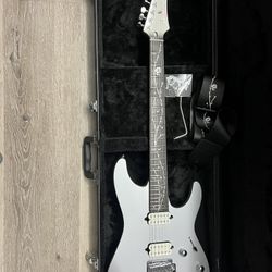 Ibanez Tod10 Tim Henson Signature Guitar With Case And Accessories 