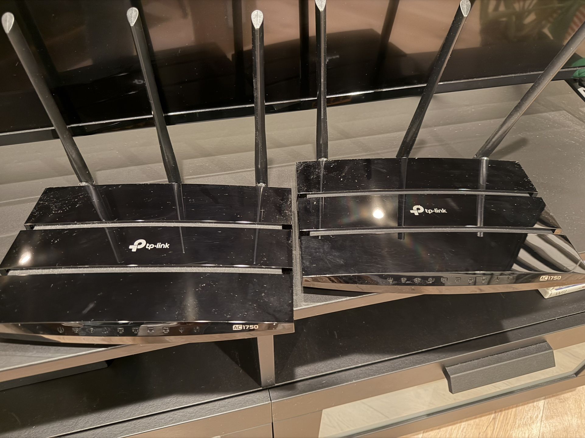 TP-LINK A7 AC1750 Routers