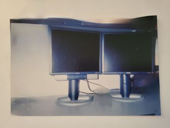 19" LCD Dell 1901FP monitors