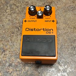 Roland Boss Distortion Pedal DS 1