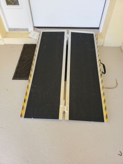 Folding Portable Ramp